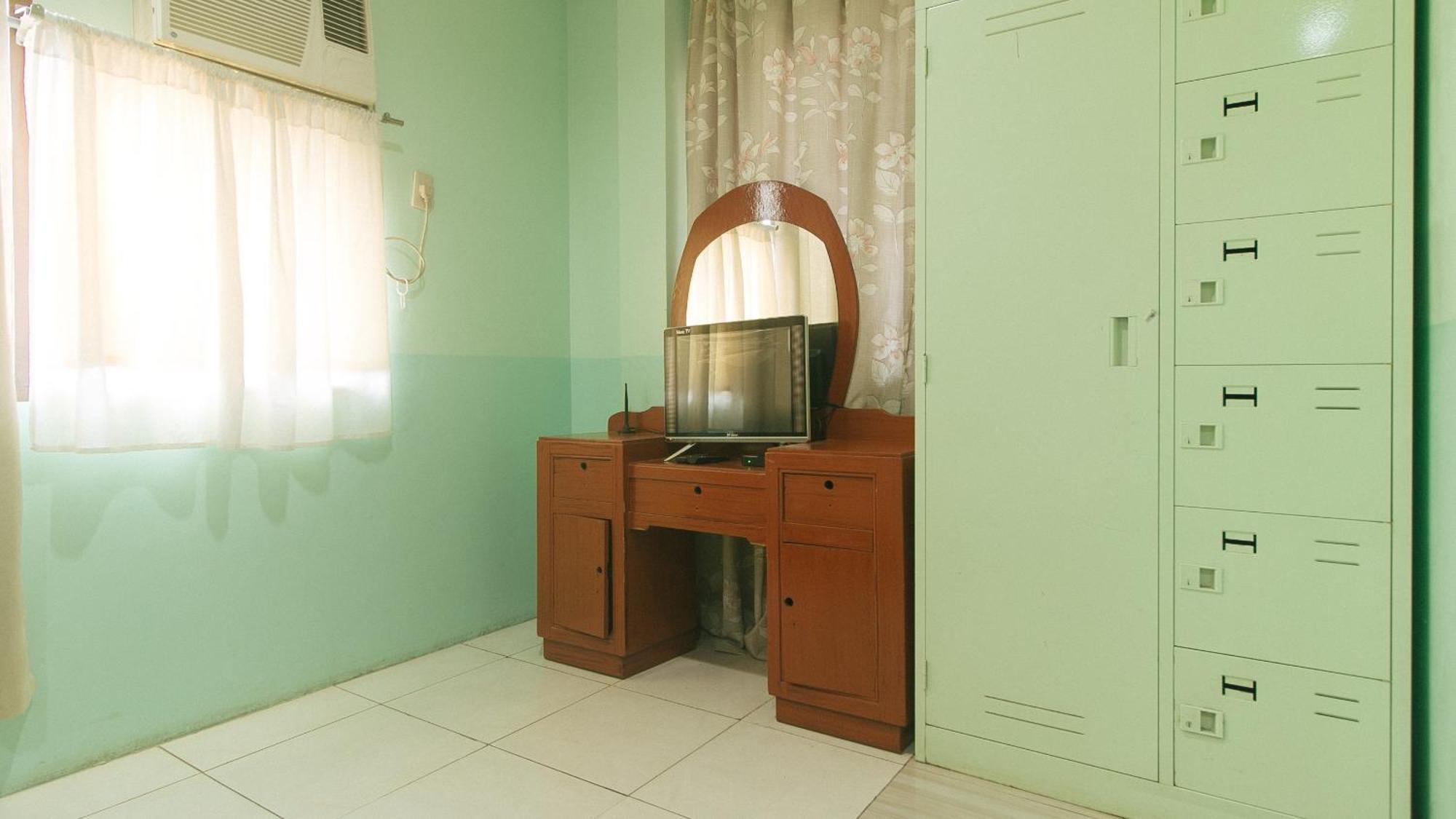 Reddoorz At Maanyag Pension House Mandaue Cebu Kültér fotó