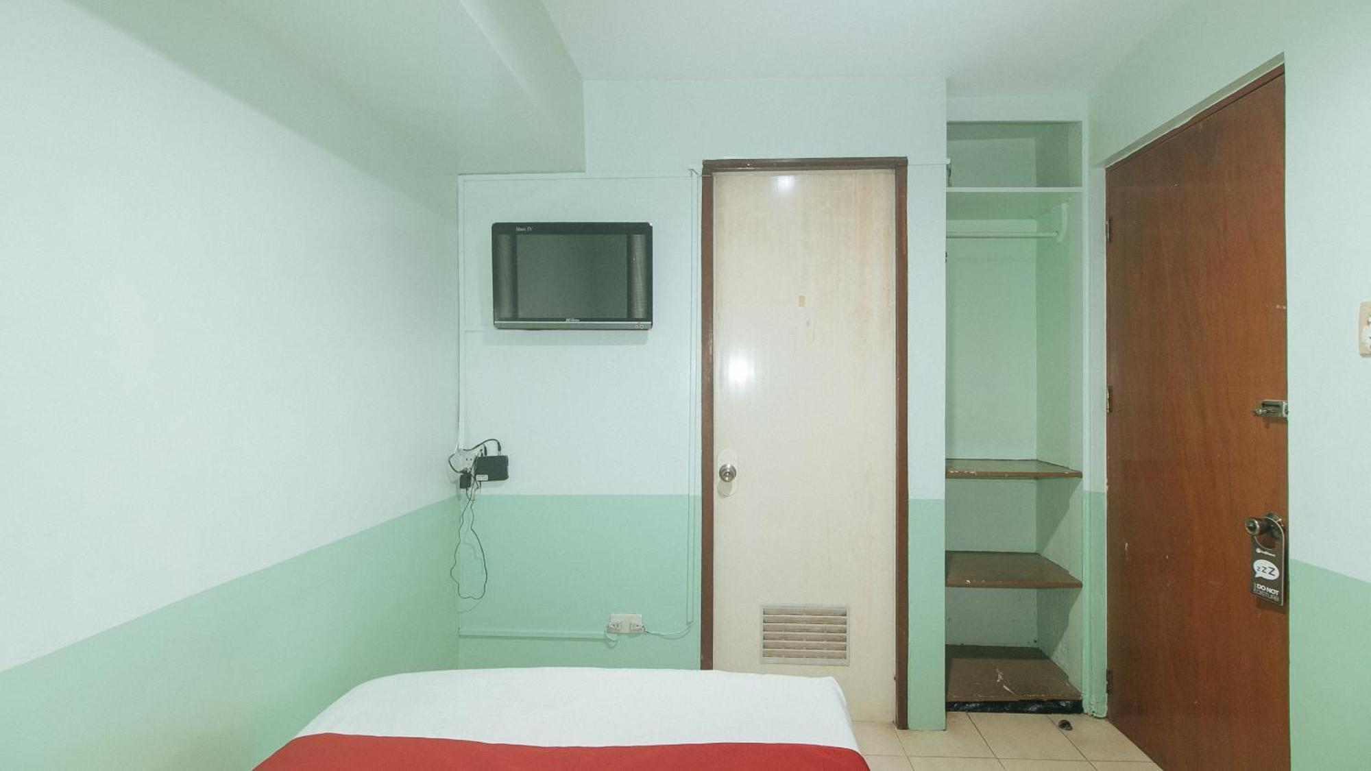 Reddoorz At Maanyag Pension House Mandaue Cebu Kültér fotó