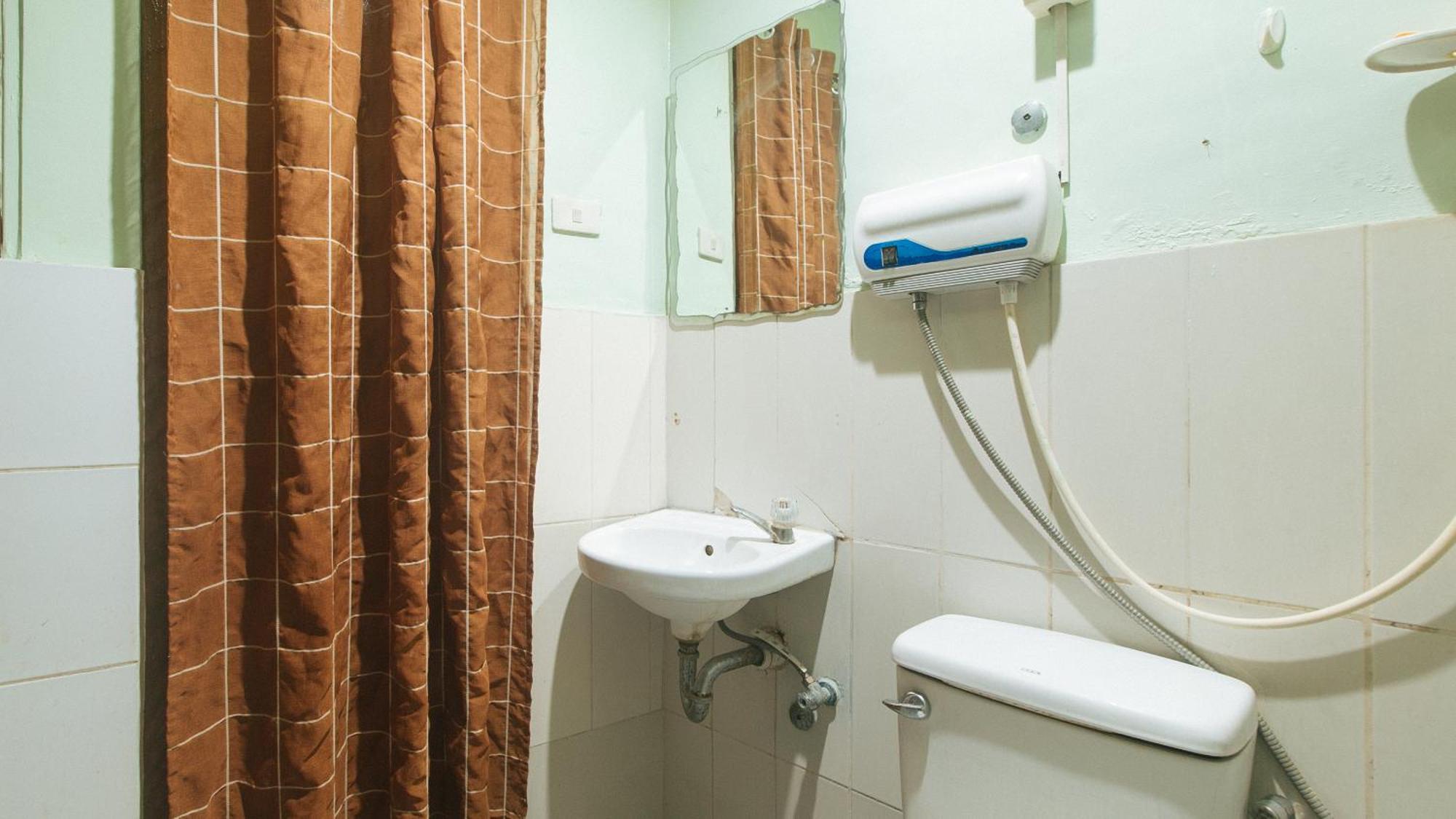 Reddoorz At Maanyag Pension House Mandaue Cebu Kültér fotó