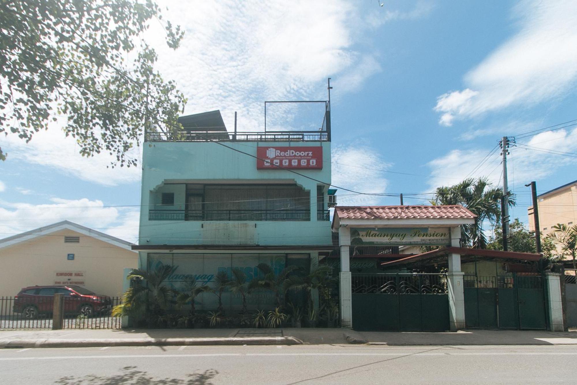Reddoorz At Maanyag Pension House Mandaue Cebu Kültér fotó