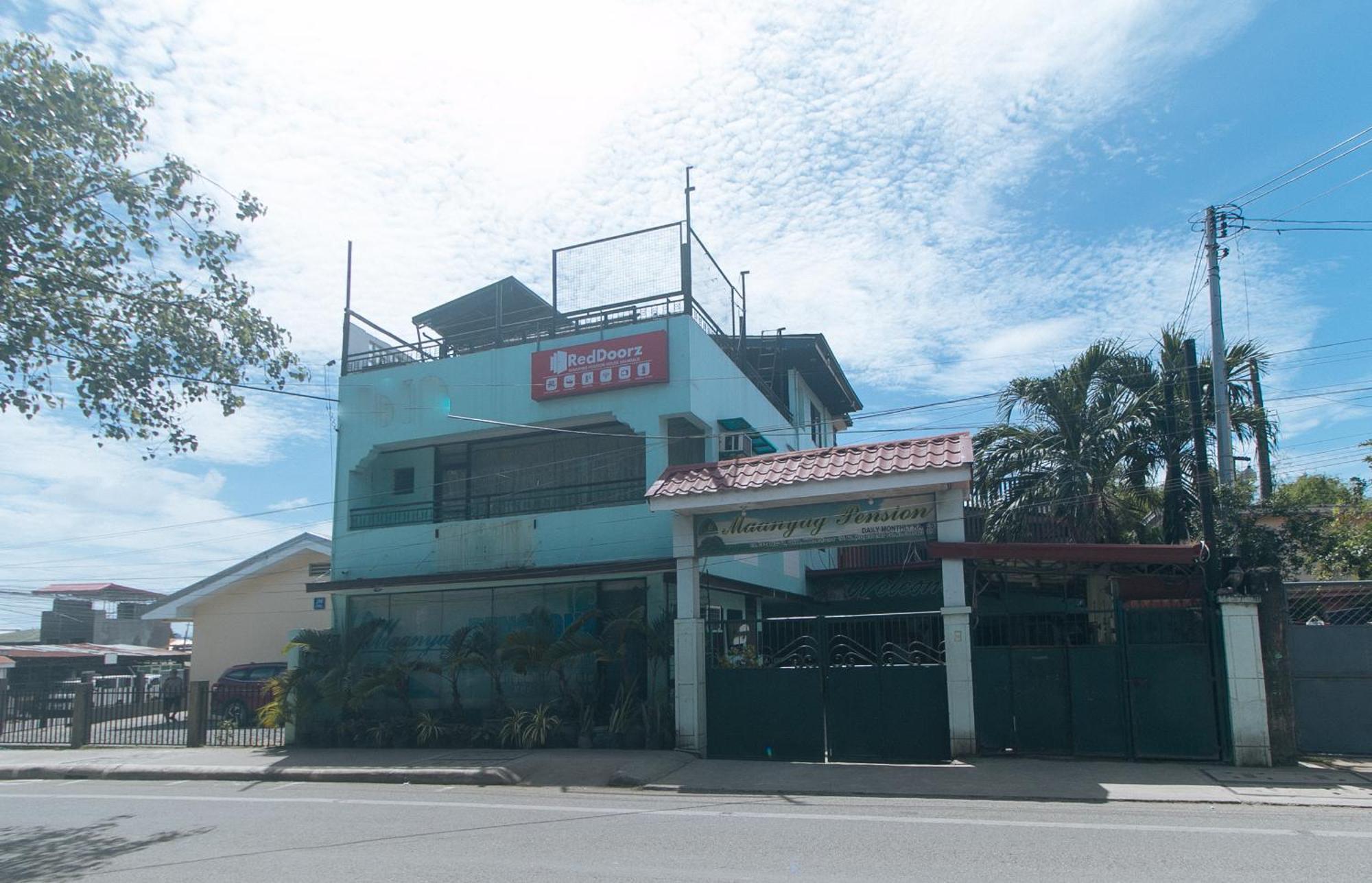Reddoorz At Maanyag Pension House Mandaue Cebu Kültér fotó