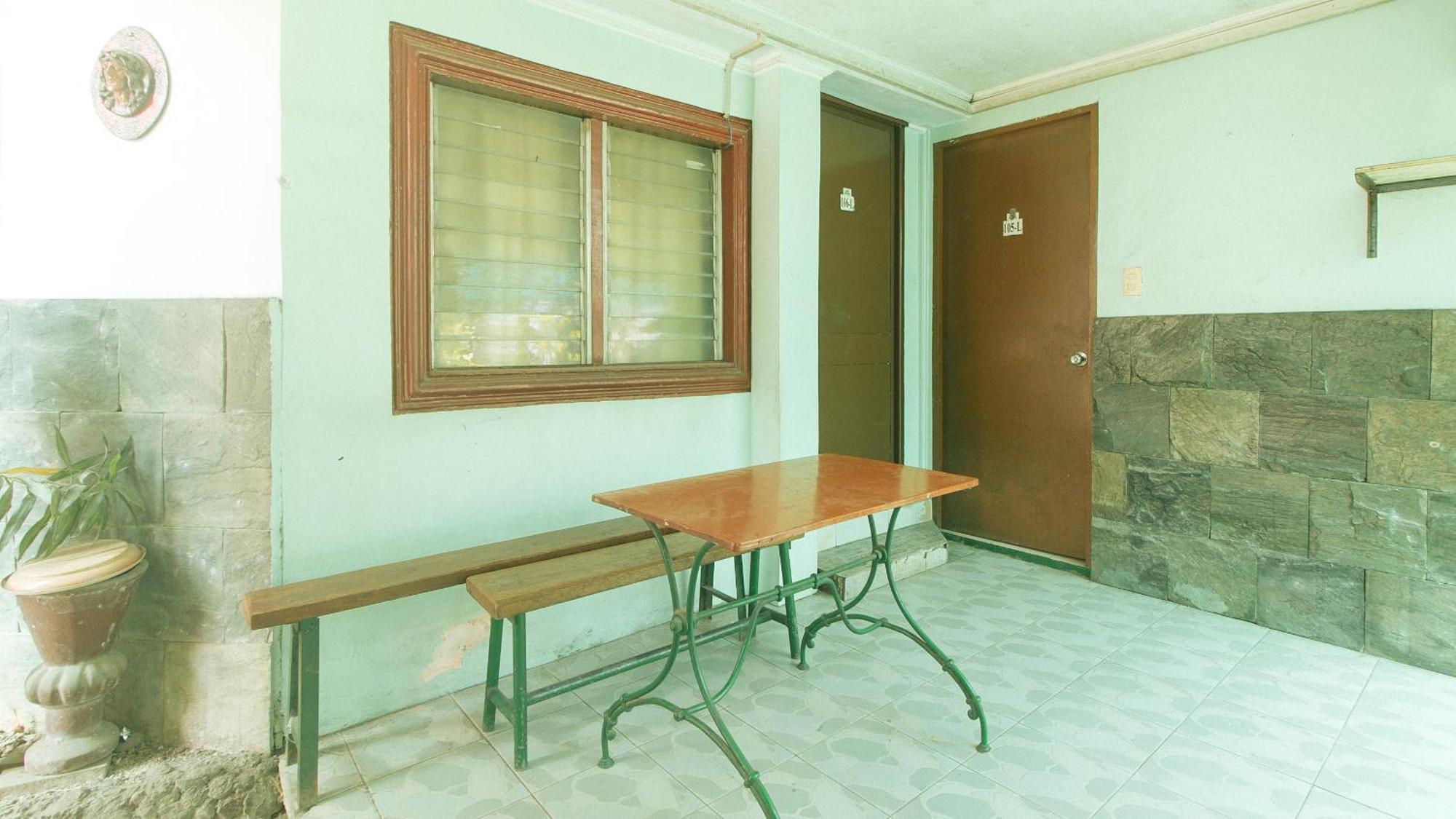 Reddoorz At Maanyag Pension House Mandaue Cebu Kültér fotó